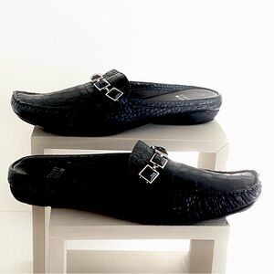 Stuart Weitzman Black flats Mules